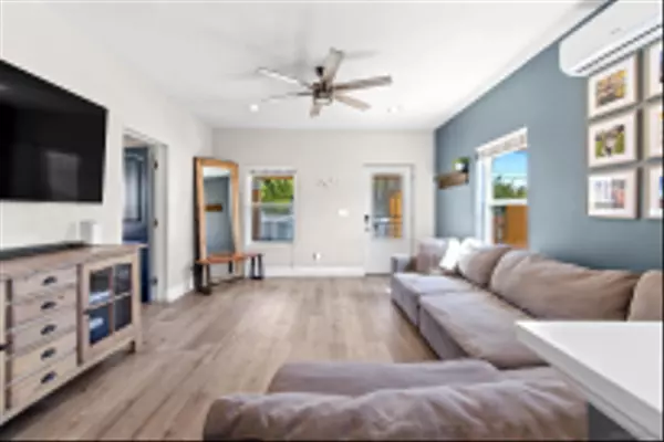 National City, CA 91950,236 B Ave