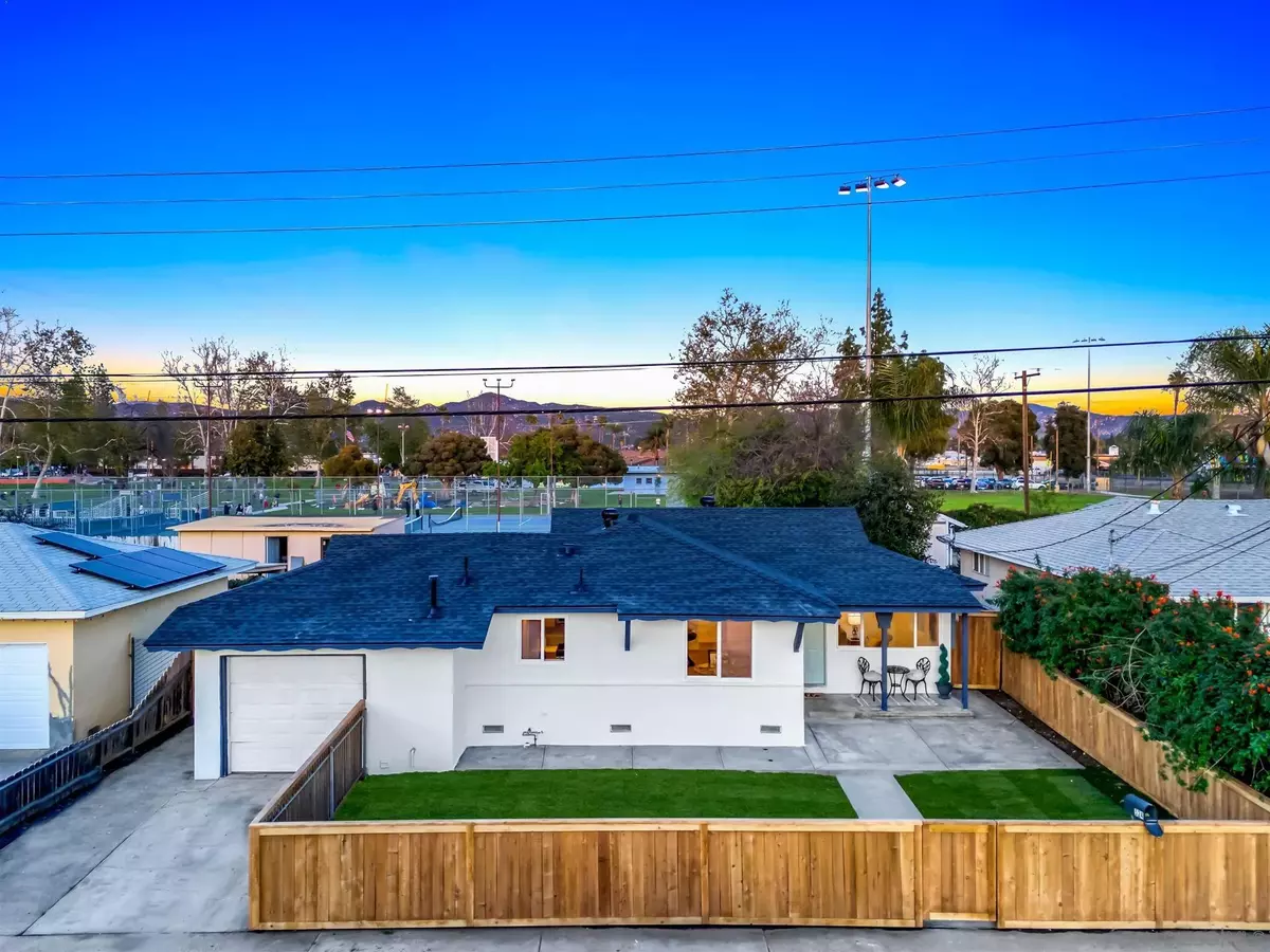 Escondido, CA 92027,524 El Rancho Ln