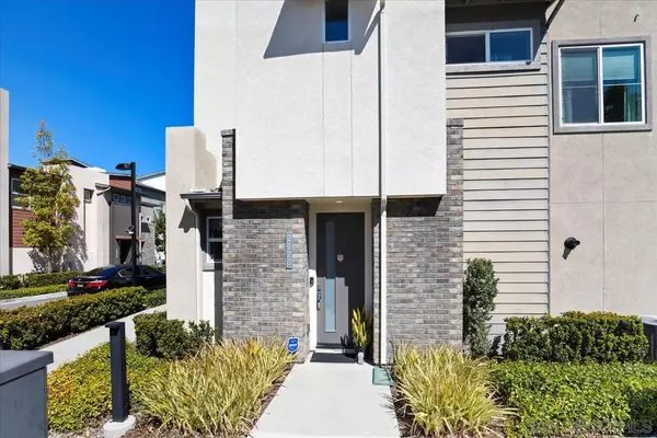 Chula Vista, CA 91915,2123 Element Way