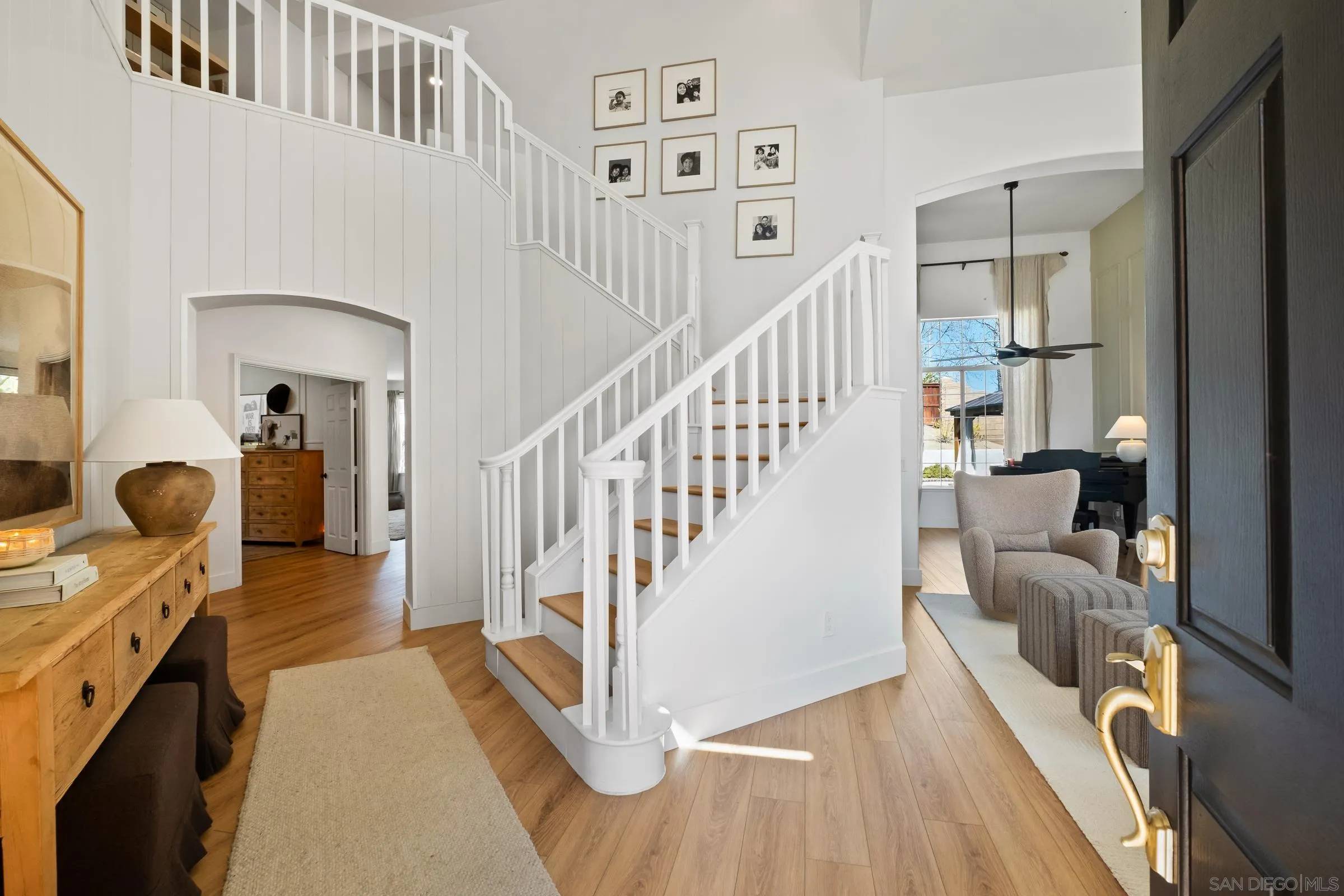 Murrieta, CA 92563,27954 Canyon Hills Way