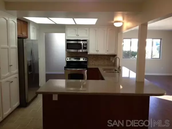 San Diego, CA 92128,12581 Lomica Ave