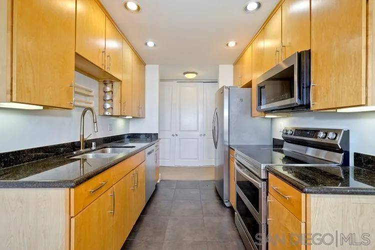 San Diego, CA 92103,836 W Pennsylvania Ave #216