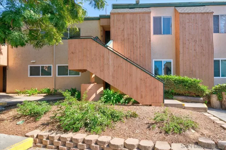 8741 Lake Murray Blvd #11, San Diego, CA 92119