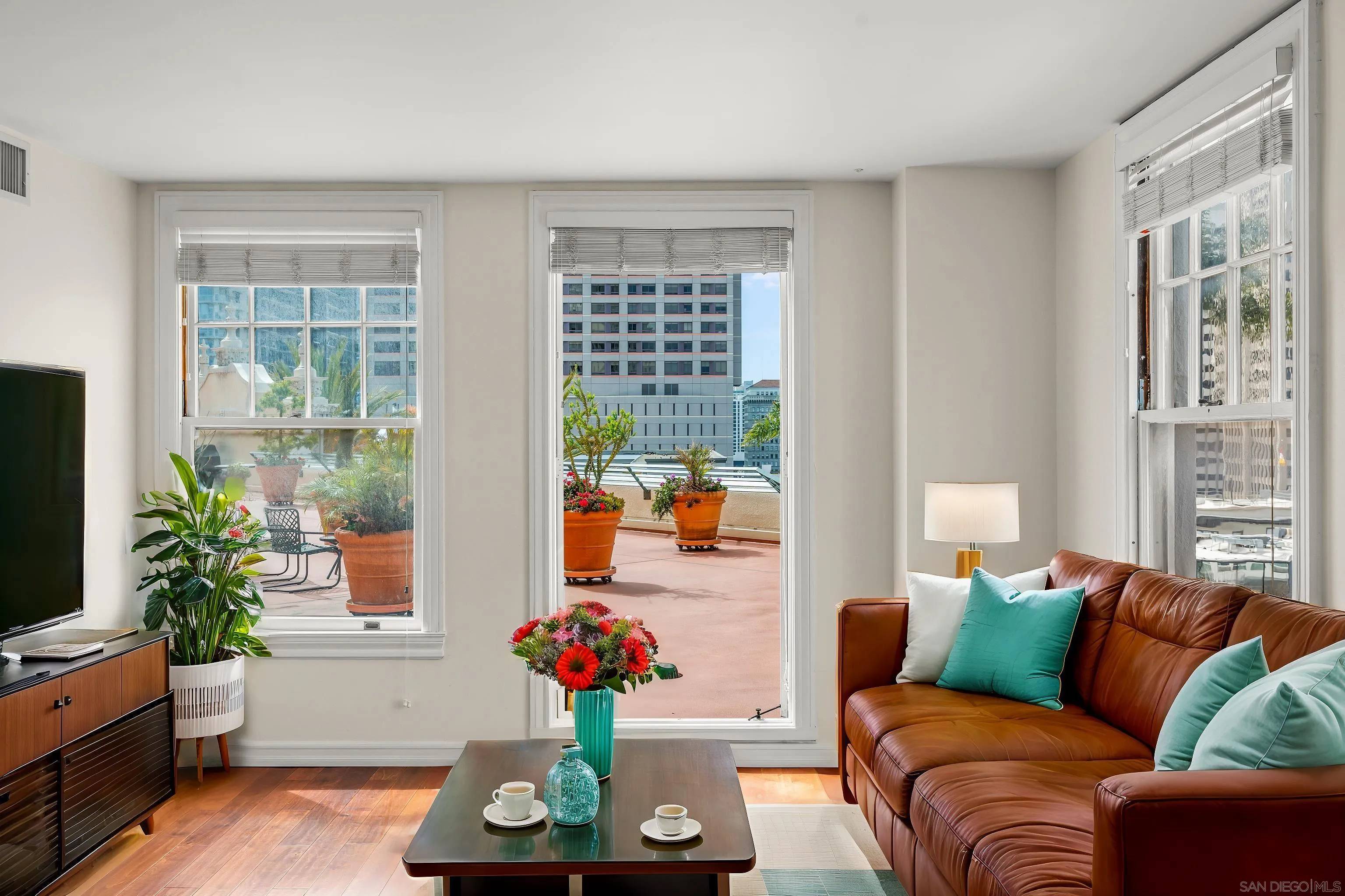 702 Ash St #202, San Diego, CA 92101