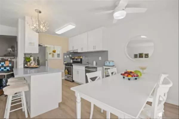 Del Mar, CA 92014,13754 MANGO DRIVE #316