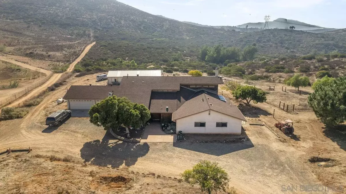 Dulzura, CA 91917,18995 Highway 94