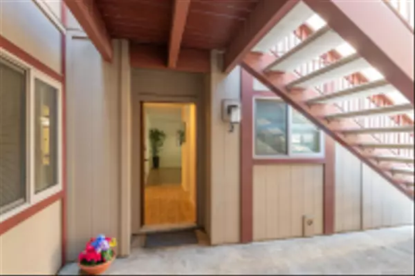 San Diego, CA 92120,5472 Adobe Falls Rd #2