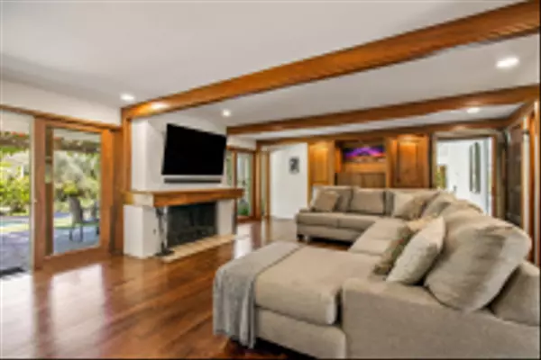 Rancho Santa Fe, CA 92067,4826 La Granada