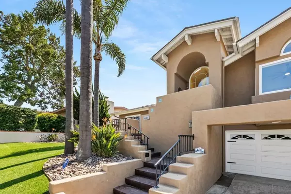 San Diego, CA 92107,4461 Hill Street