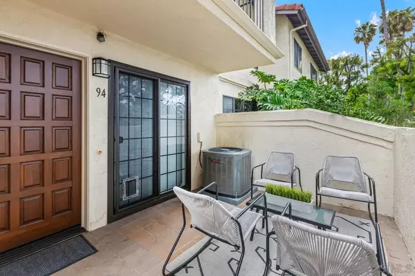 San Diego, CA 92122,4225 Porte De Merano #94