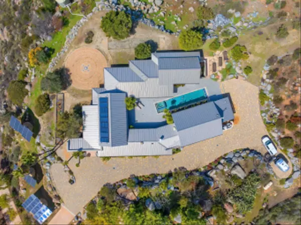 Ramona, CA 92065,20385 Rancho Villa Rd