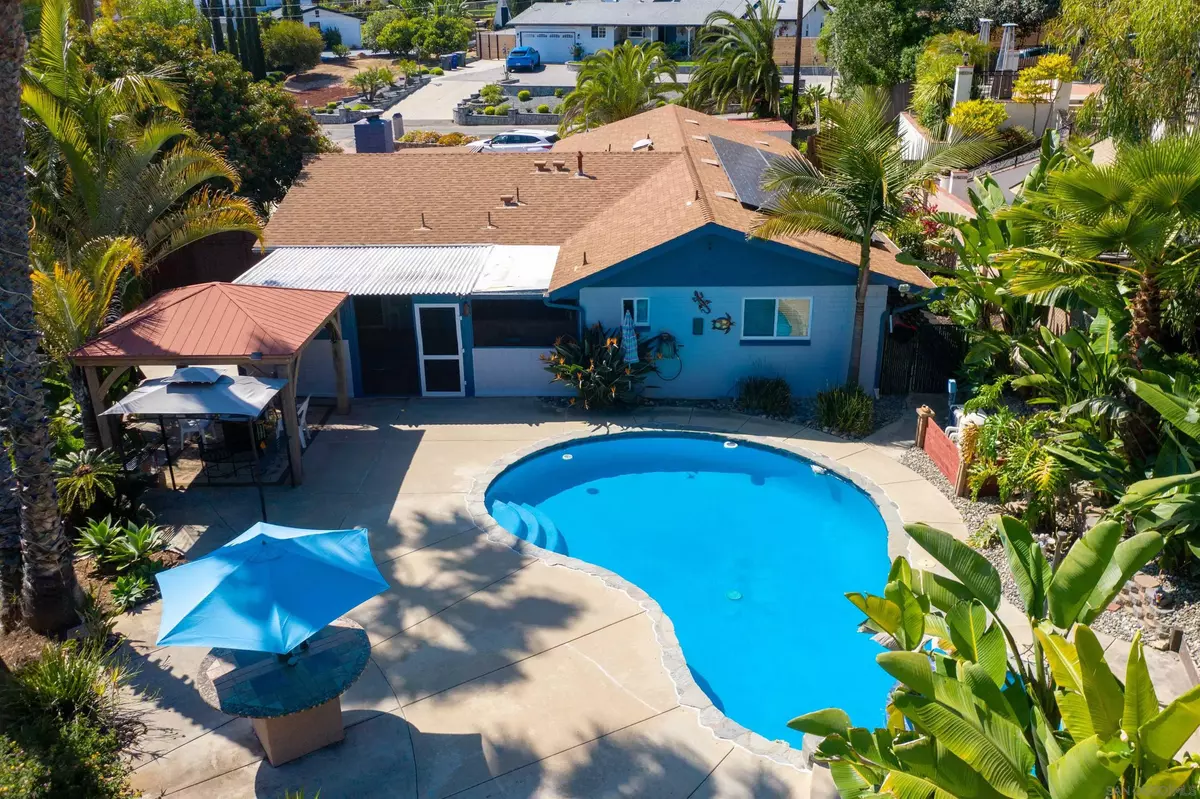Vista, CA 92083,757 Anns Way