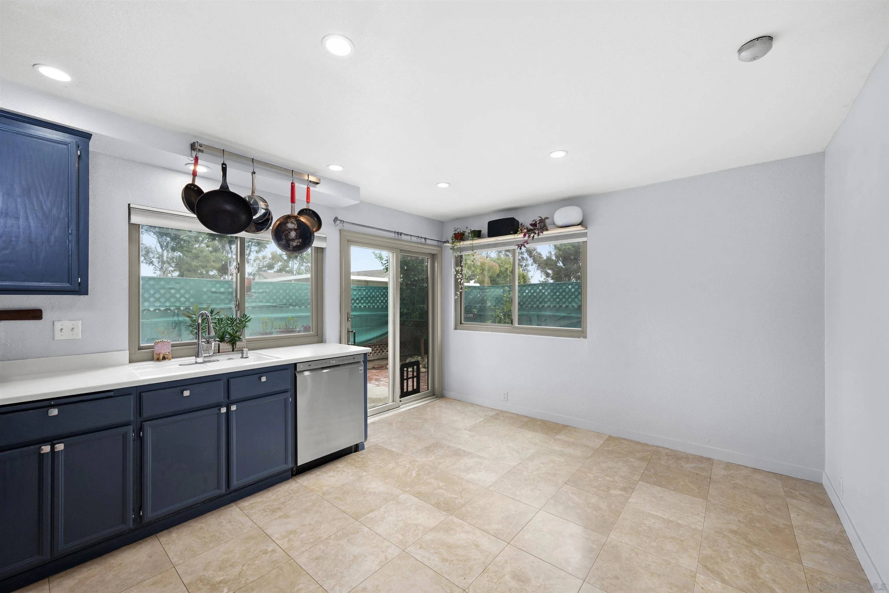 San Diego, CA 92124,5246 Marigot Pl