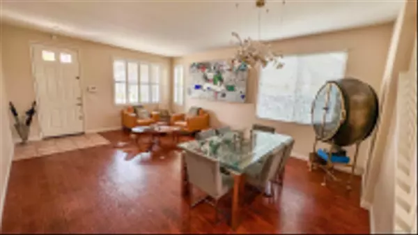 San Diego, CA 92123,3132 W Canyon Ave
