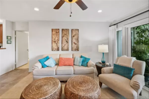 San Diego, CA 92128,12505 Oaks North Dr #137