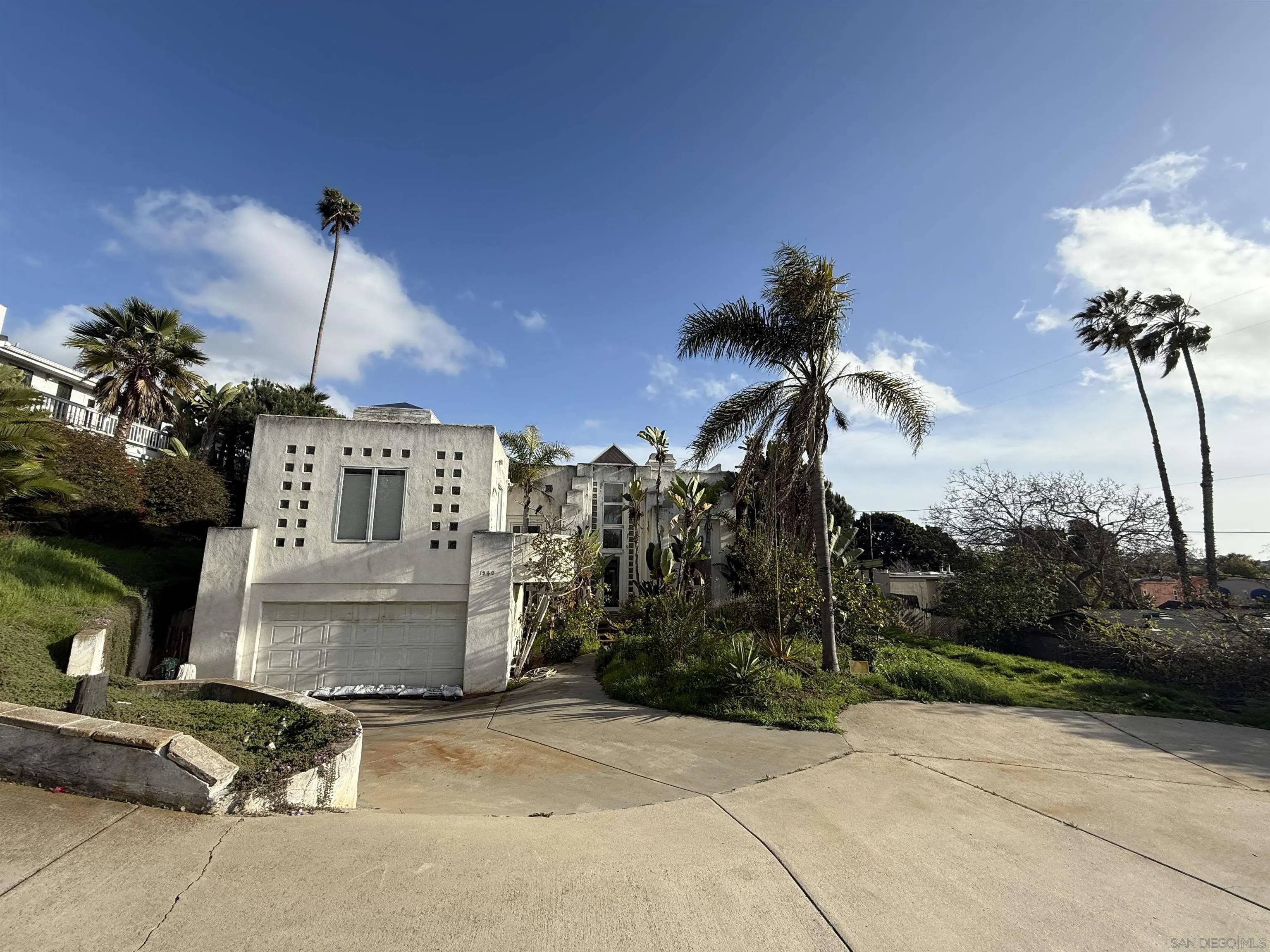 1540 Surf Rd, Encinitas, CA 92024