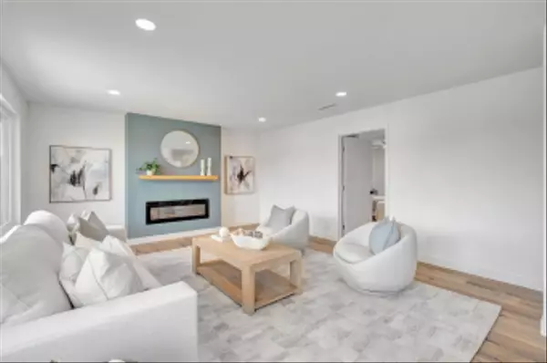 San Diego, CA 92117,4758 Mount Cervin Drive