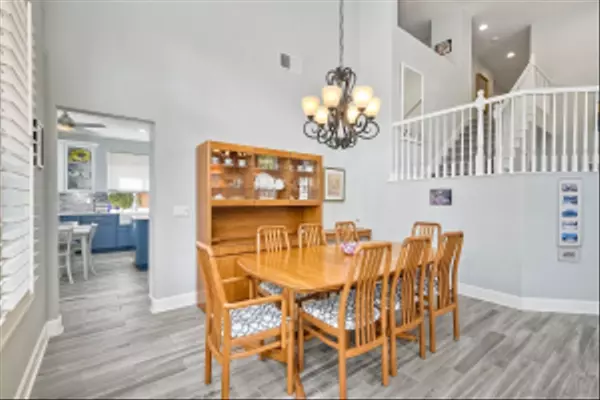 San Diego, CA 92127,17129 Russet St