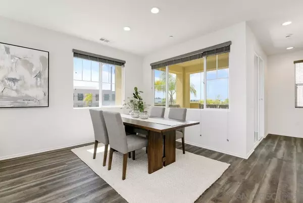 Oceanside, CA 92056,1289 Via Fanal