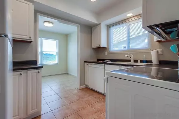 Oceanside, CA 92057,3613 Mount Vernon