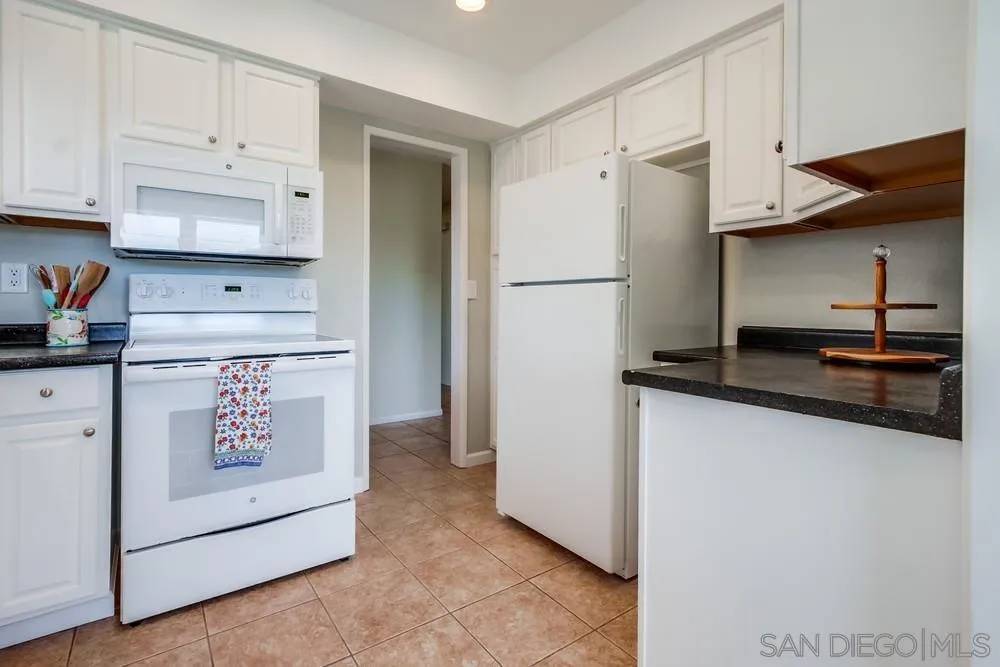 Oceanside, CA 92057,3613 Mount Vernon