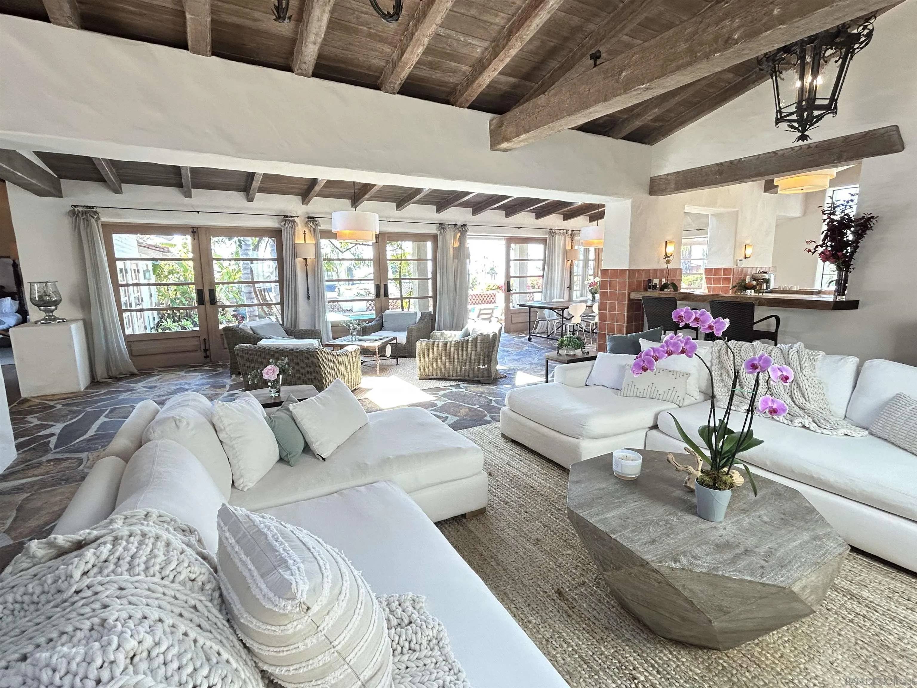 Del Mar,, CA 92014,1105 Stratford Ct