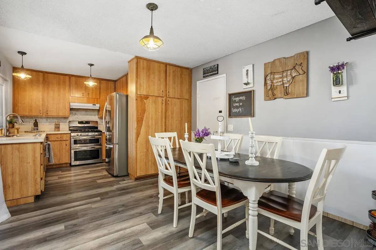 San Marcos, CA 92069,1461 Paseo Alegre