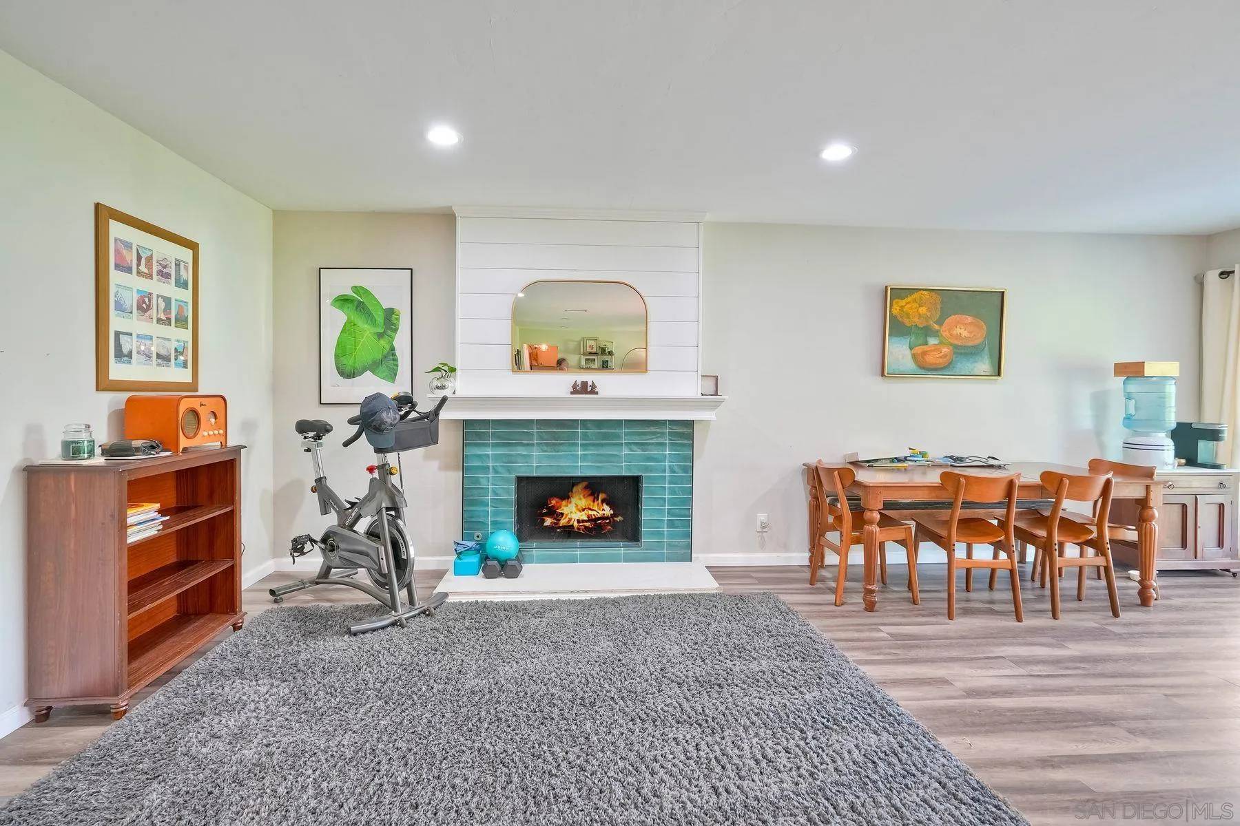 Oceanside, CA 92056,3714 Palo Verde Way