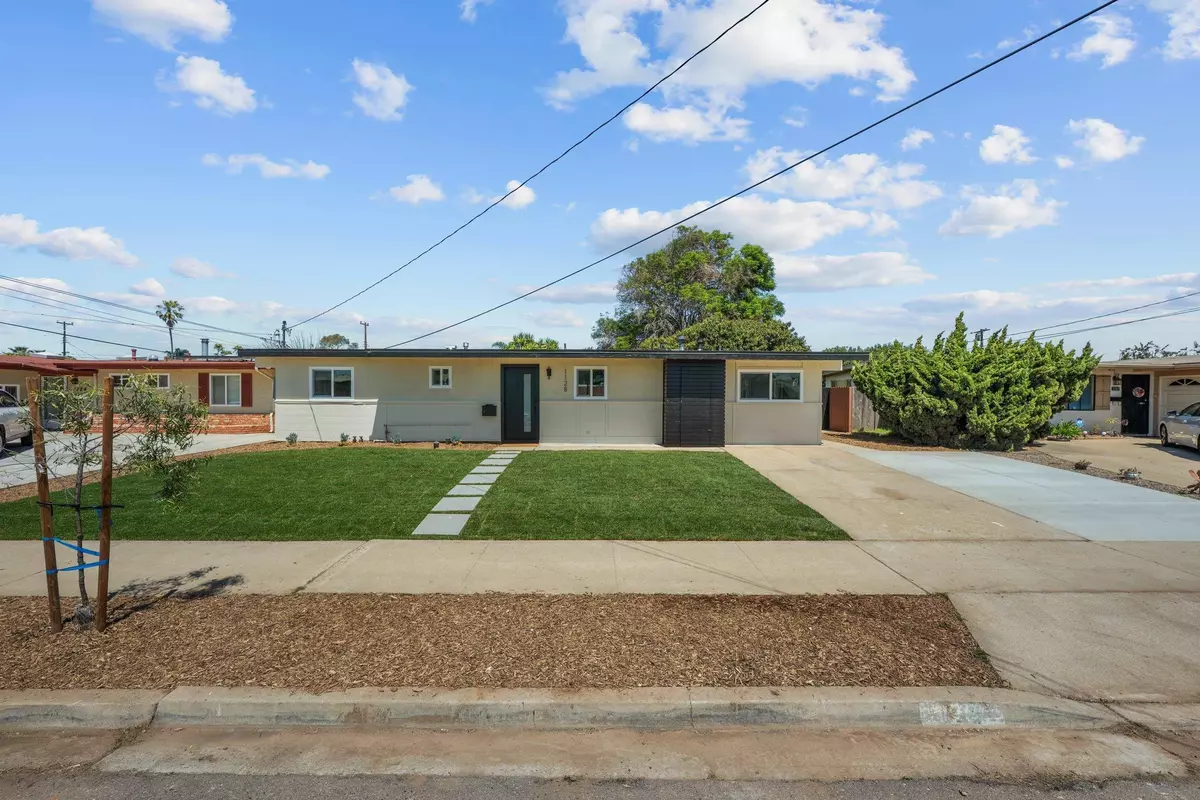 Imperial Beach, CA 91932,1128 Hemlock Ave