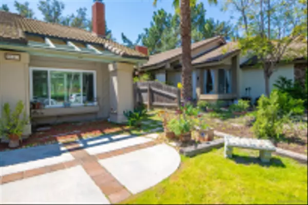 Spring Valley, CA 91978,10477 Pine grove