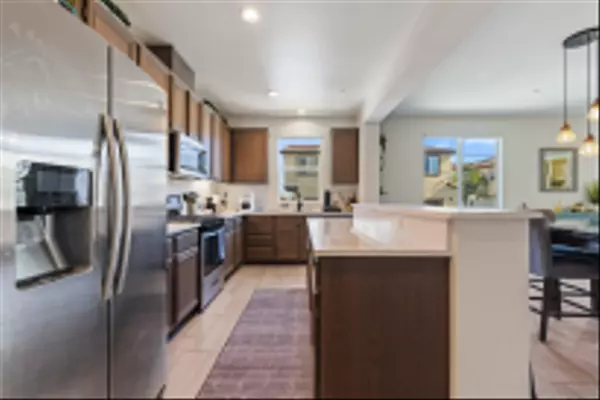 Chula Vista, CA 91913,1718 Signature Place #3