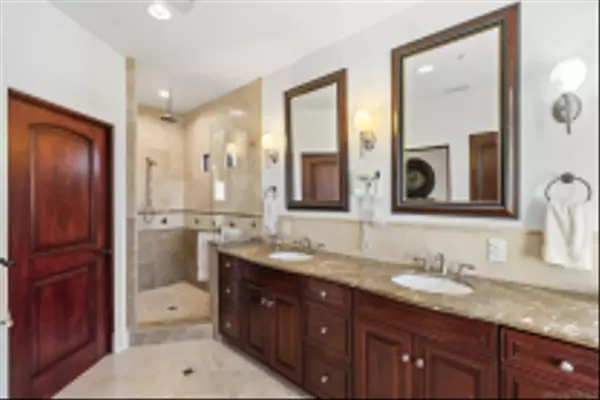 Escondido, CA 92029,3449 Via Loma Vista