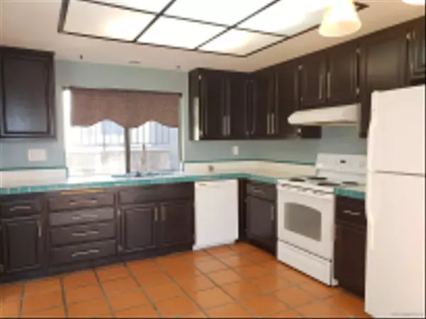 Escondido, CA 92026,1631 Vaquero Gln