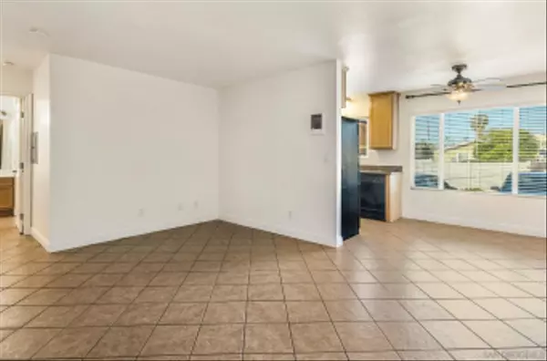 San Diego, CA 92116,3535 Madison Ave #114