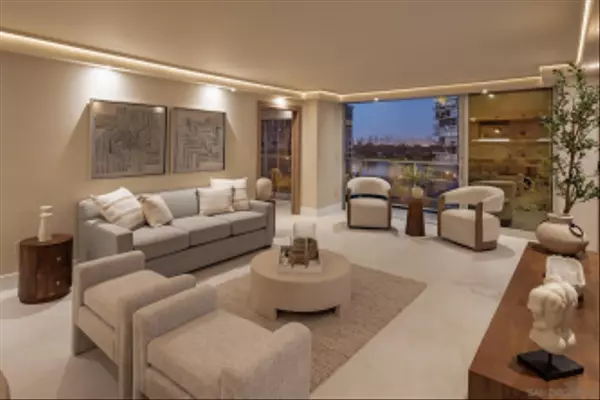 Coronado, CA 92118,1830 Avenida del Mundo #1101