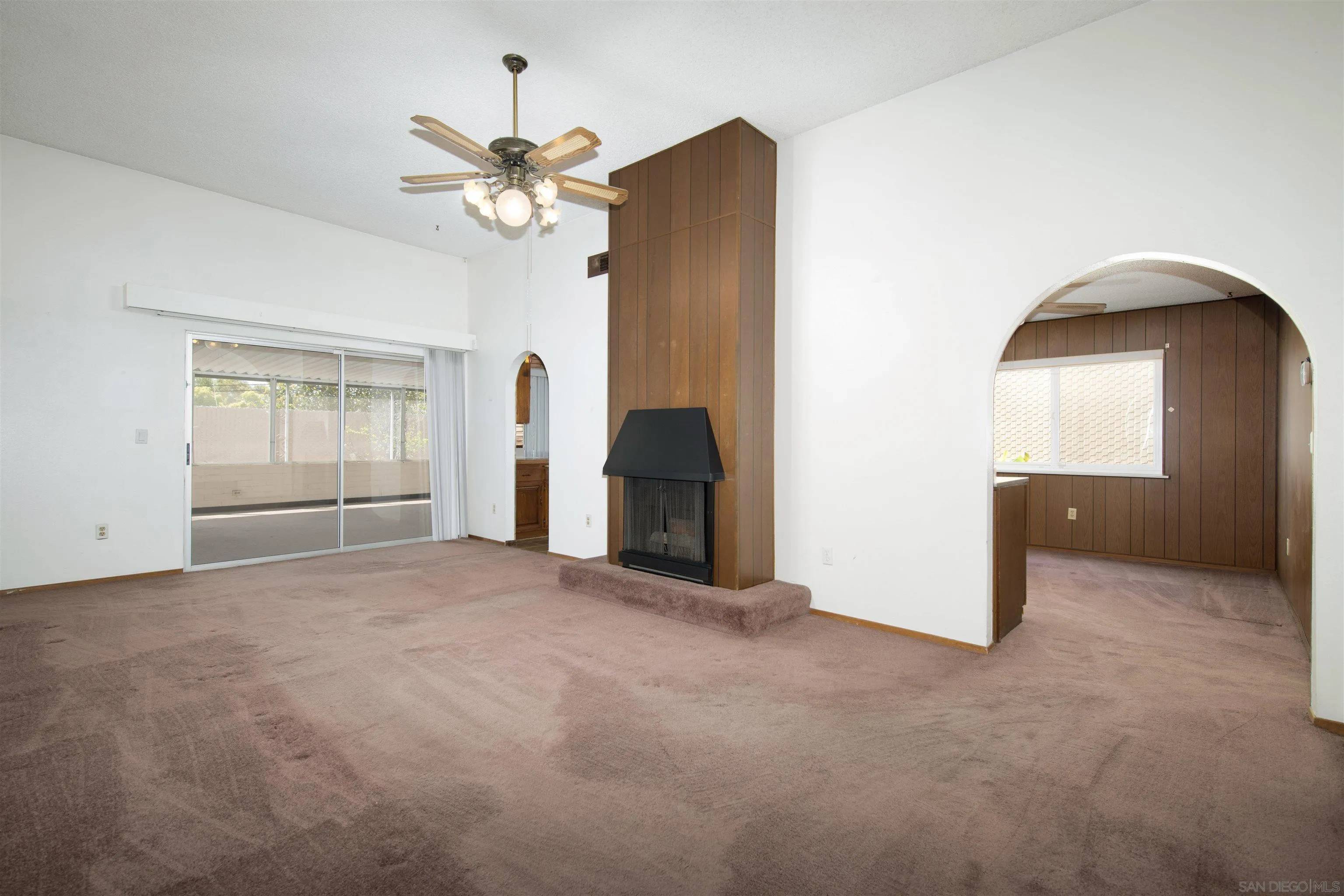 Oceanside, CA 92056,4207 Galbar St