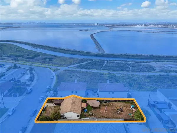 Imperial Beach, CA 91932,535 12th St