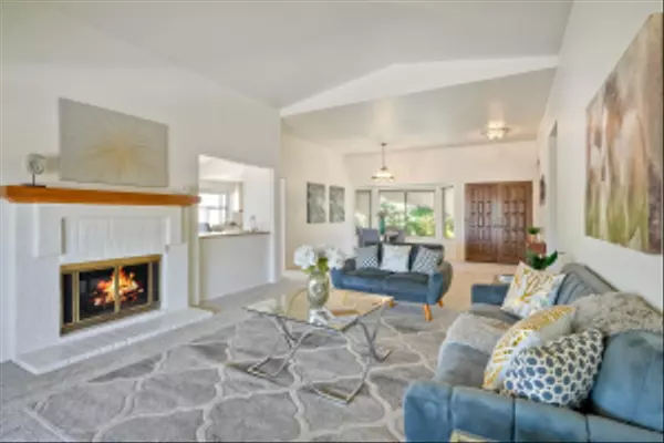 San Diego, CA 92128,18222 Via Guadalmina