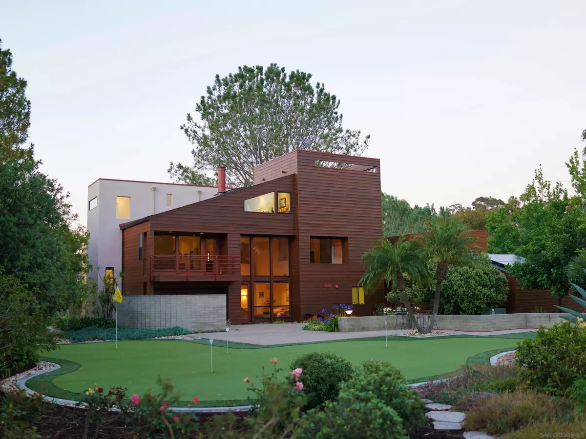 Rancho Santa Fe, CA 92067,14430 Rancho Santa Fe Farms Rd