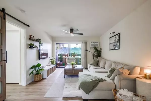 San Diego, CA 92120,6725 Mission Gorge Rd #Unit 304B