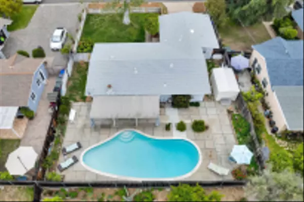 Poway, CA 92064,13834 Tobiasson Rd
