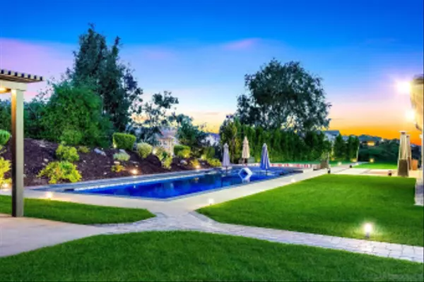 Escondido, CA 92029,21992 Wilgen Rd