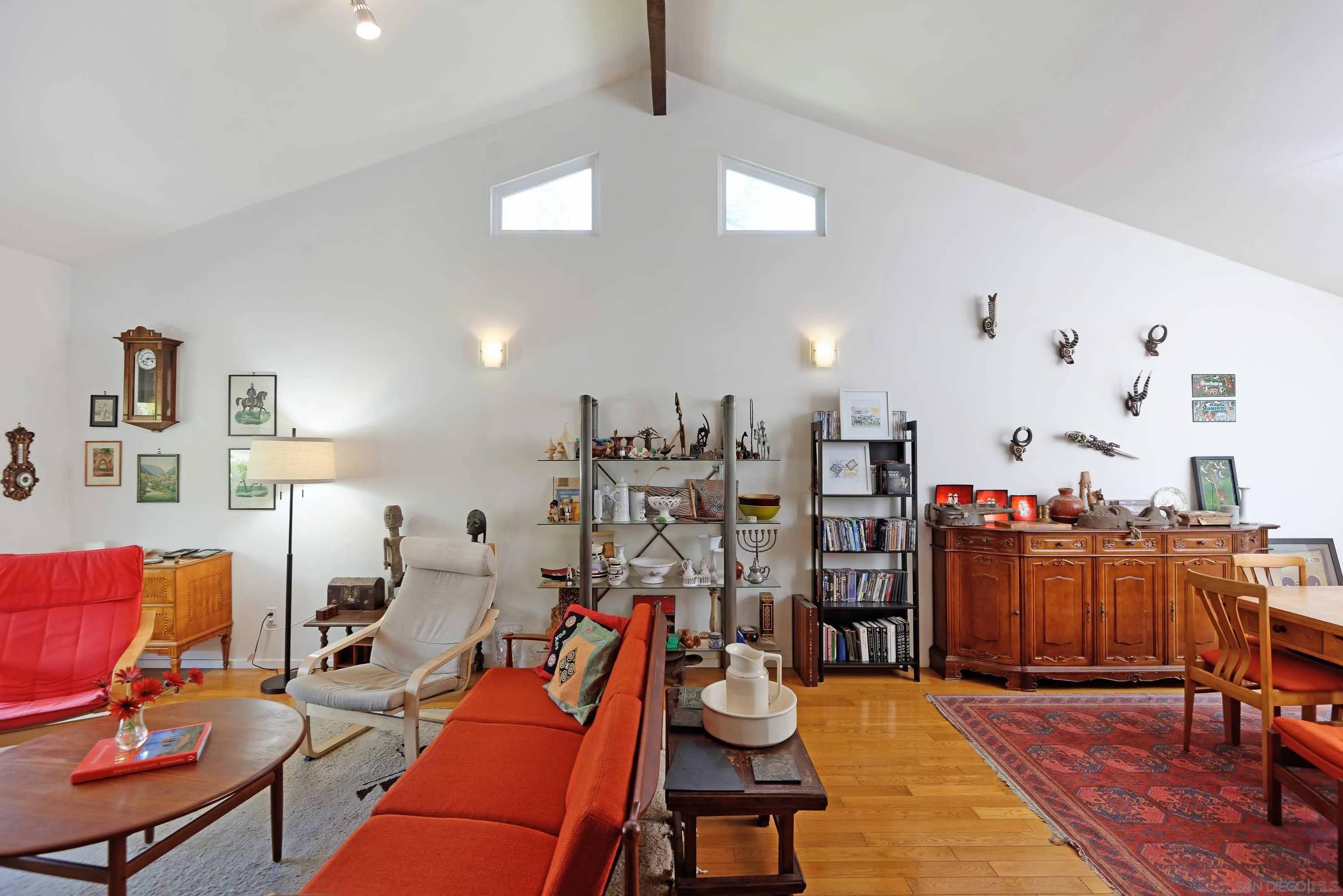 Del Mar, CA 92014,13595 Calais Drive