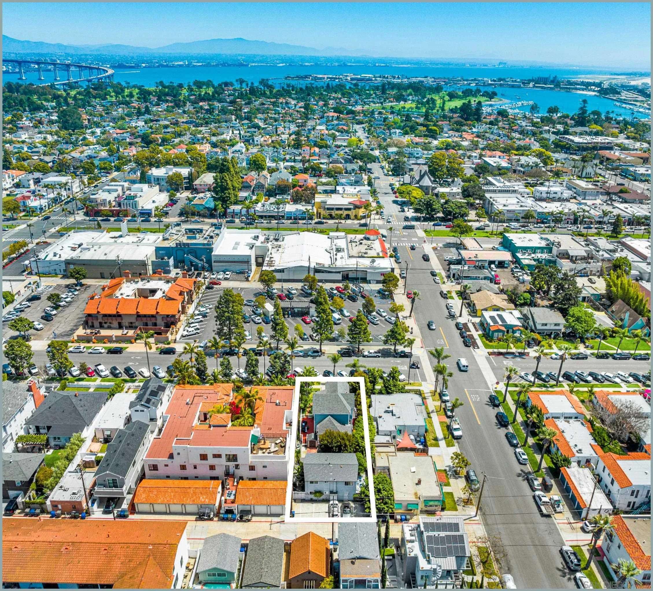 Coronado, CA 92118,870 D Ave