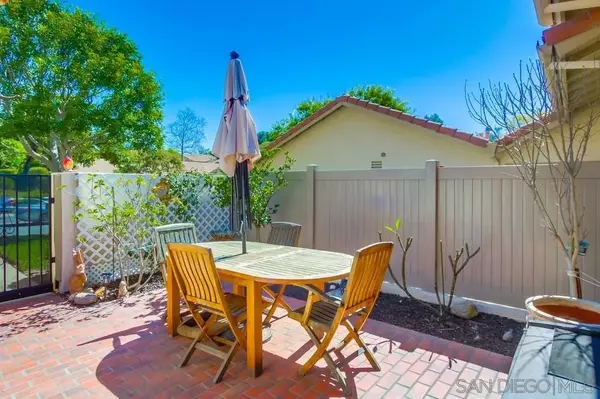 San Diego, CA 92128,17832 Avenida Cordillera #26