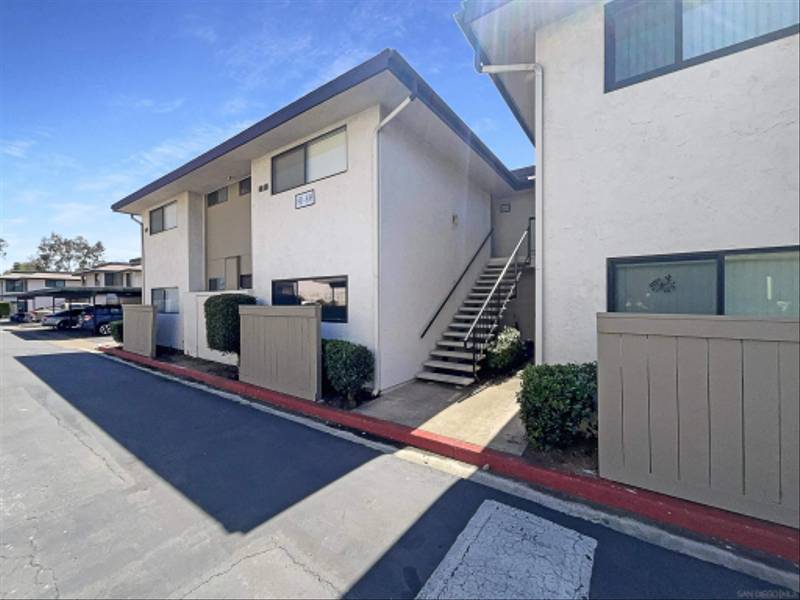 450 W Vermont Ave #805, Escondido, CA 92025