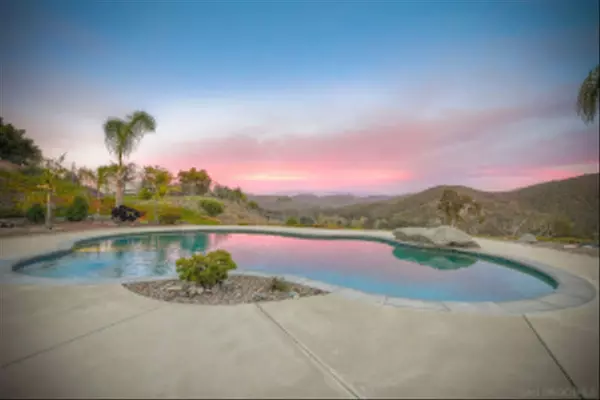 Vista, CA 92084,2951 Fairview