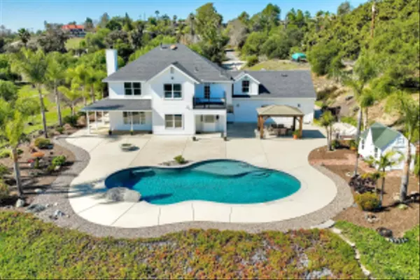 Vista, CA 92084,2951 Fairview