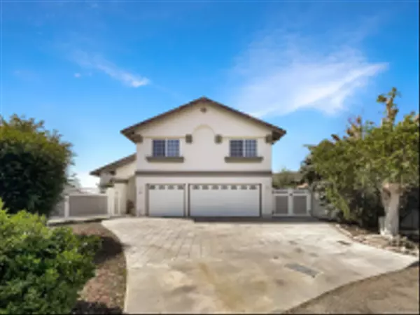 24140 St Helena Ct, Ramona, CA 92065