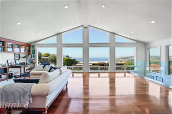 La Jolla, CA 92037,2541 Via Viesta